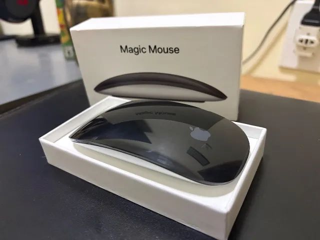 Apple - Magic Mouse 2 - USB-C - Preto - Foto 2