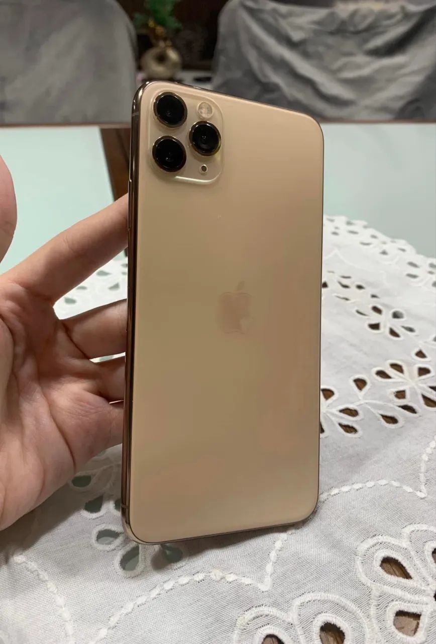 iPhone 11 Pro Max 64gb Gold - Celulares e Smartphones - Morada do