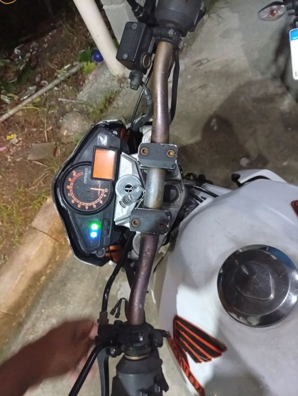 CB300 2012 - Foto 5