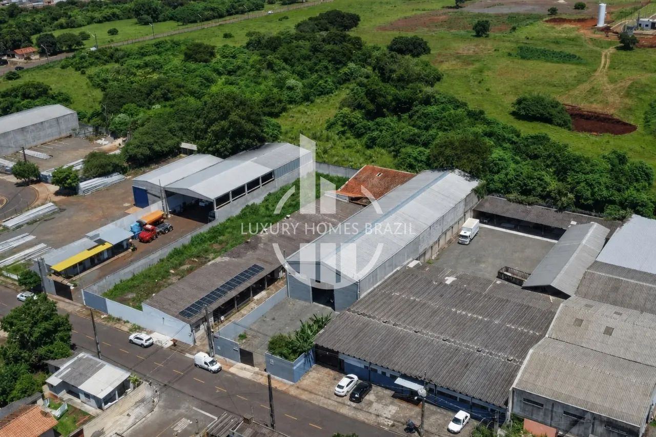 Galpão a venda 