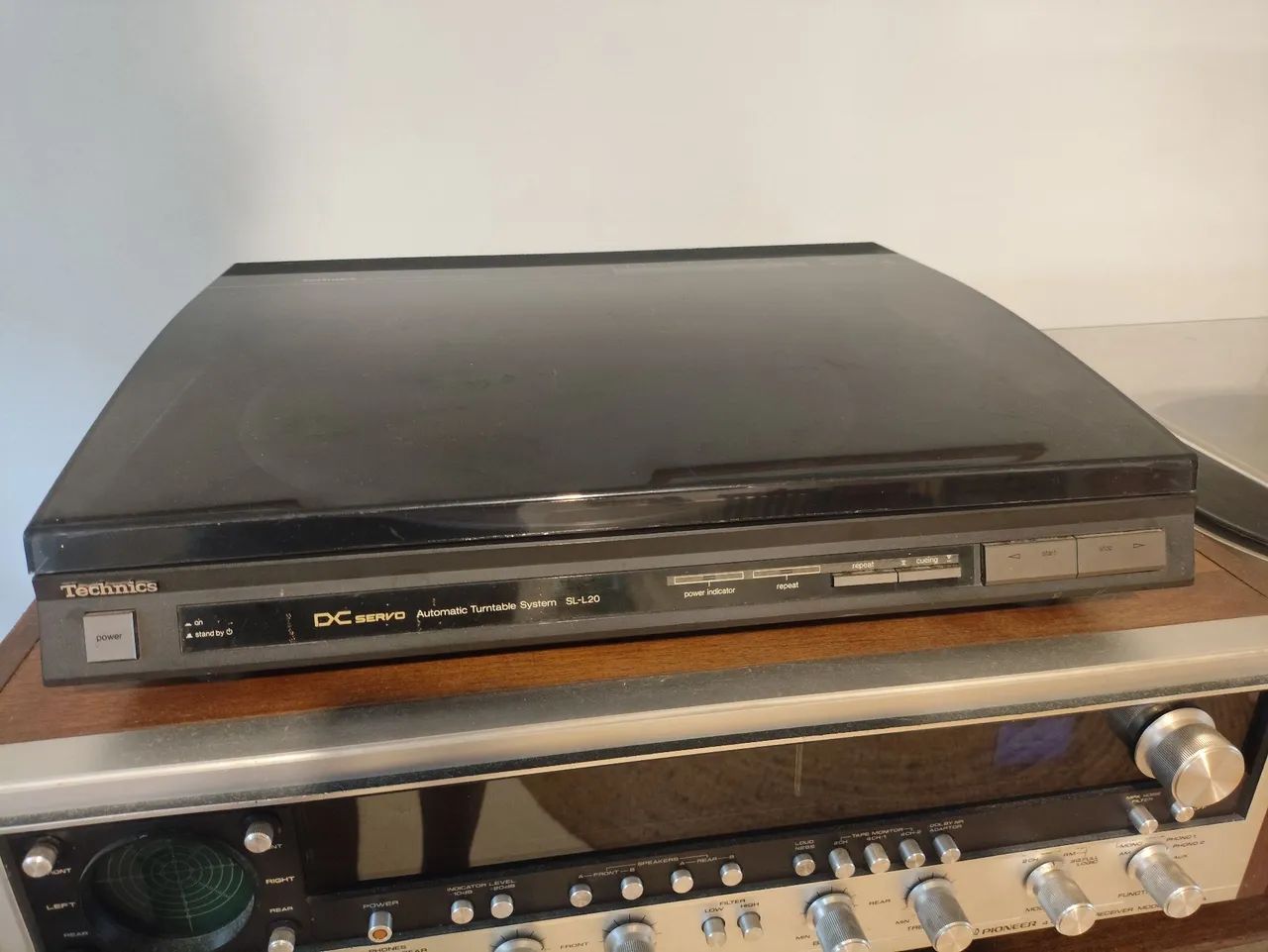 Toca Discos Technics SL-L20 - Foto 2