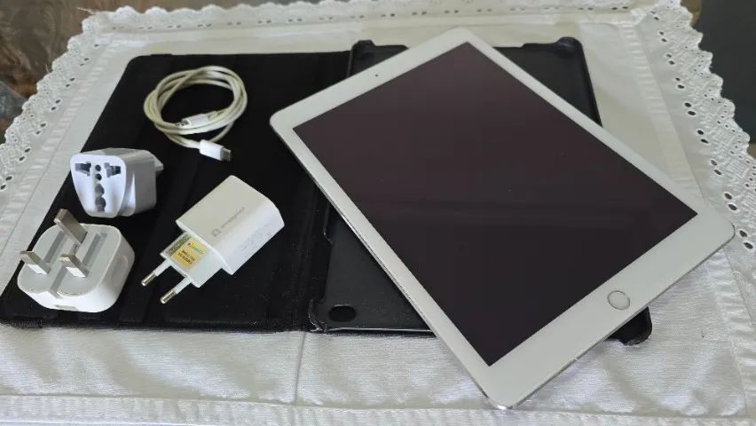 iPad Air 2 Geração 9.7 A1567 Wi-fi + Celular 128gb + Acessórios , Prata - Foto 5