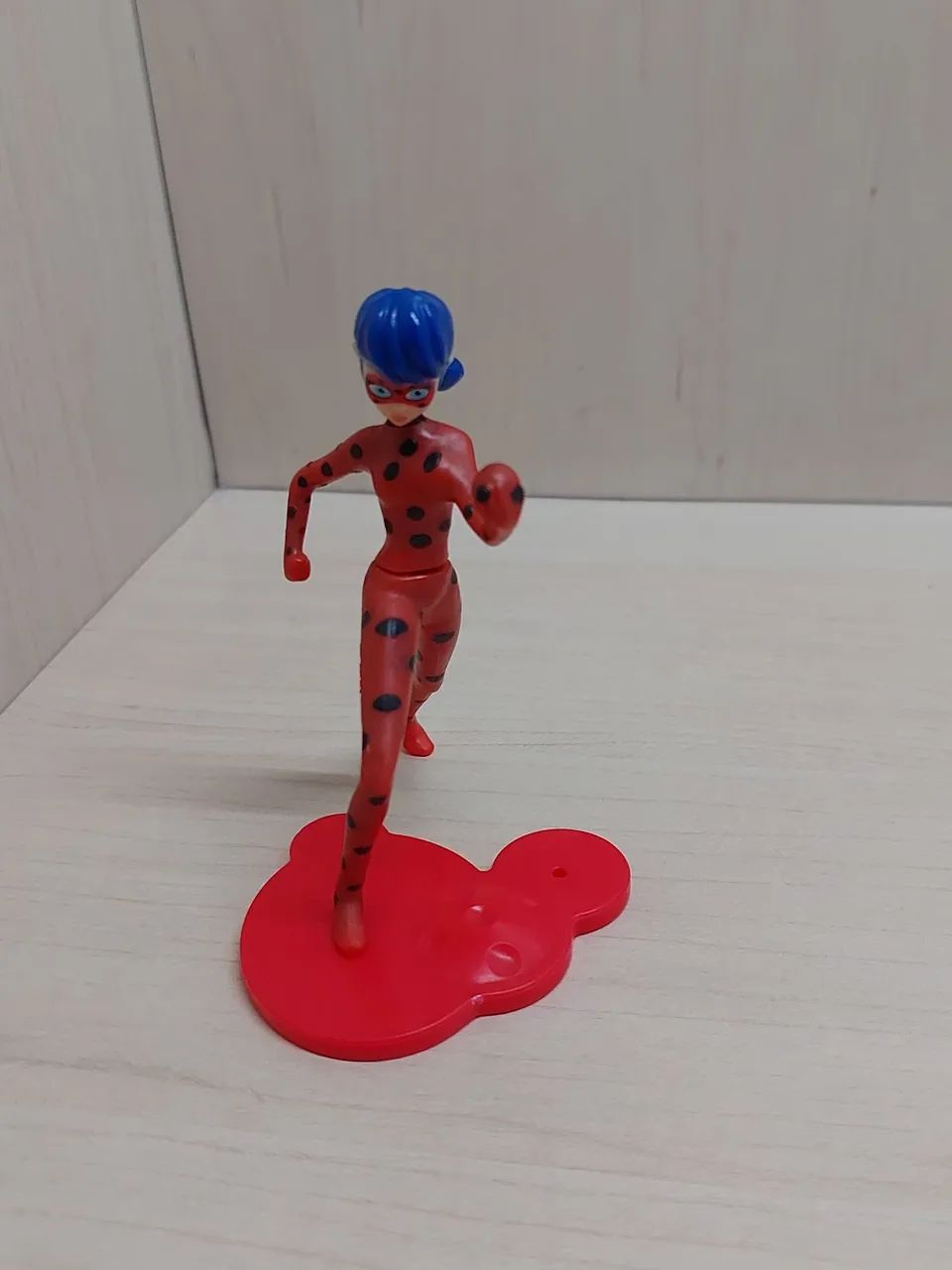 Ladybug e Tikki - Foto 2