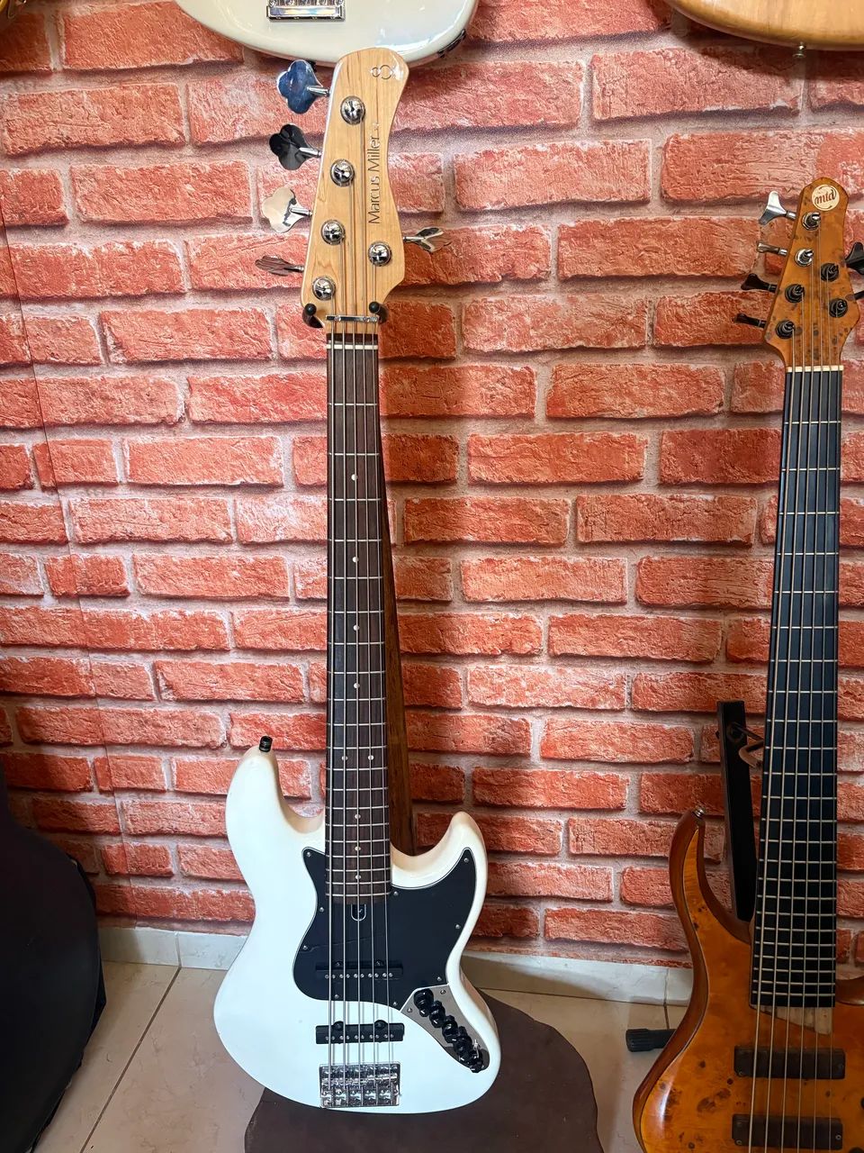 Baixo Sire V3 Marcus Miller  - Foto 3