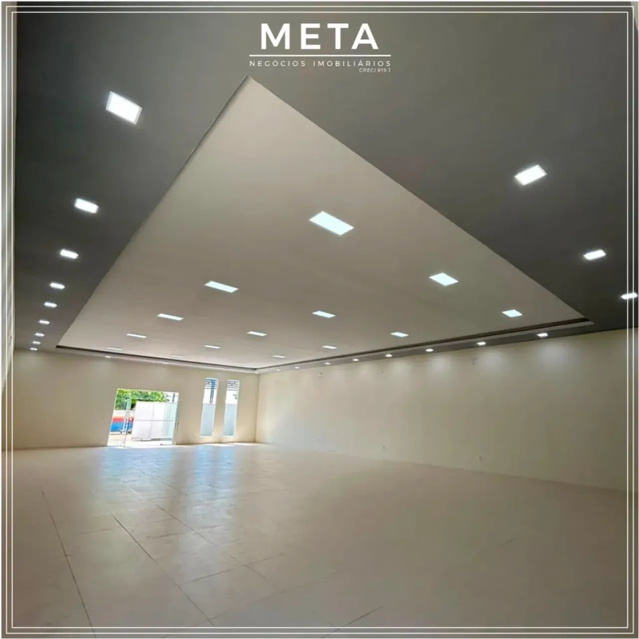 ALUGA-SE EXCELENTE IMÓVEL COMERCIAL NO BAIRRO BURITIS | AMPLO E PRONTO PARA SUA EMPRESA - Foto 3