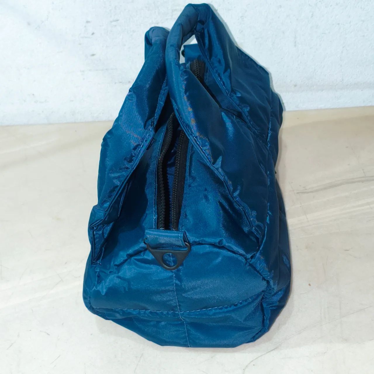 Bolsa Plié Puffer Azul Marinho - Com Alça Removível - Foto 4