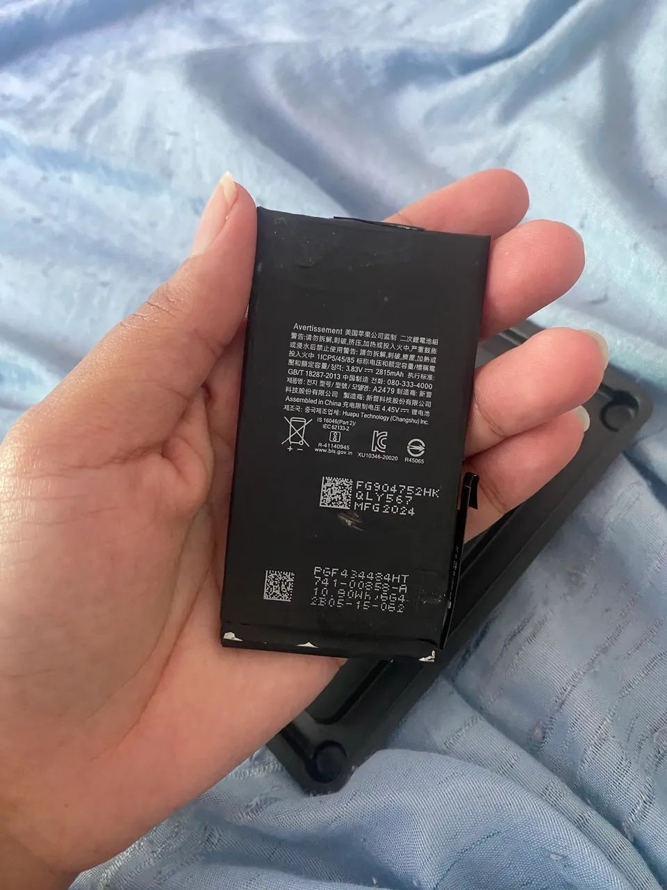 Vendo bateria iPhone 12 original 