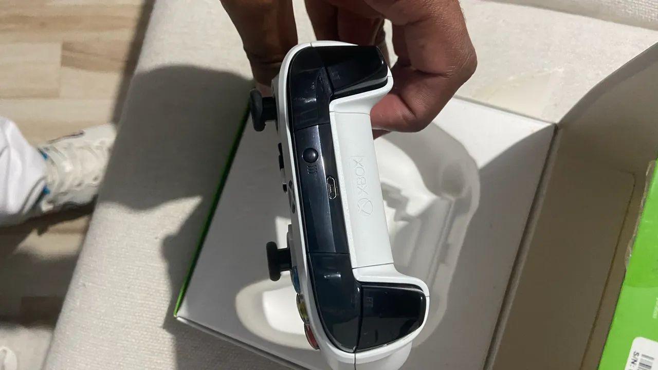 Controle Xbox One S - Foto 4