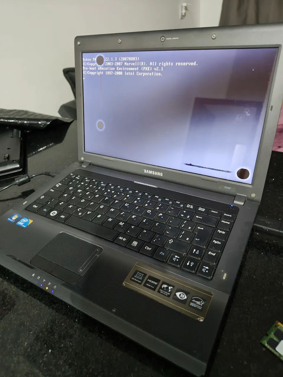 Samsung notebook r440 - Tela ruim 