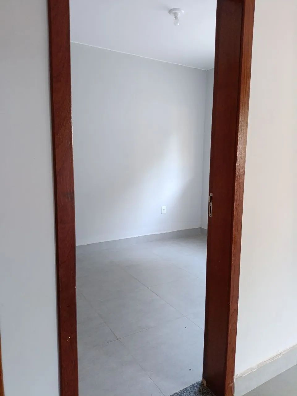 ALUGA-SE APARTAMENTO - Foto 4