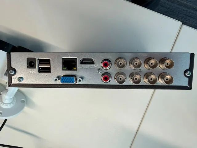 Kit 06 Câmeras intelbras com DVR sem HD - Foto 2
