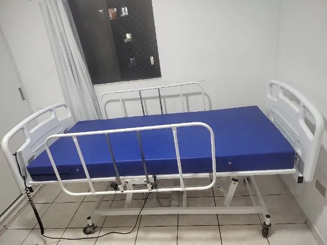 Cama hospitalar automática 