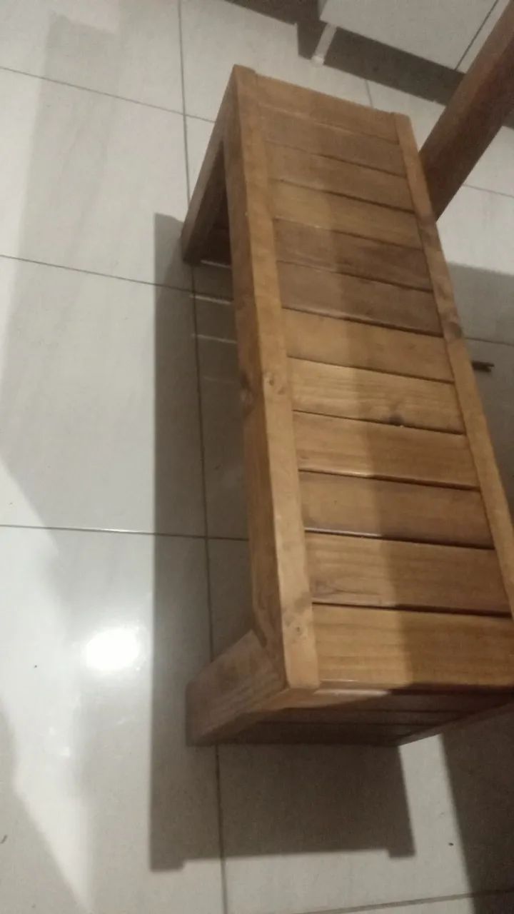 Bancos em madeira  - Foto 2