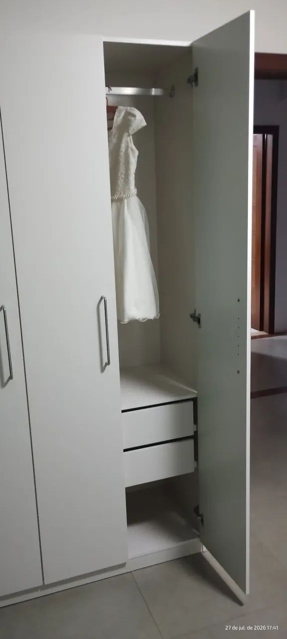 Guarda Roupas 3 portas excelente estado  - Foto 5
