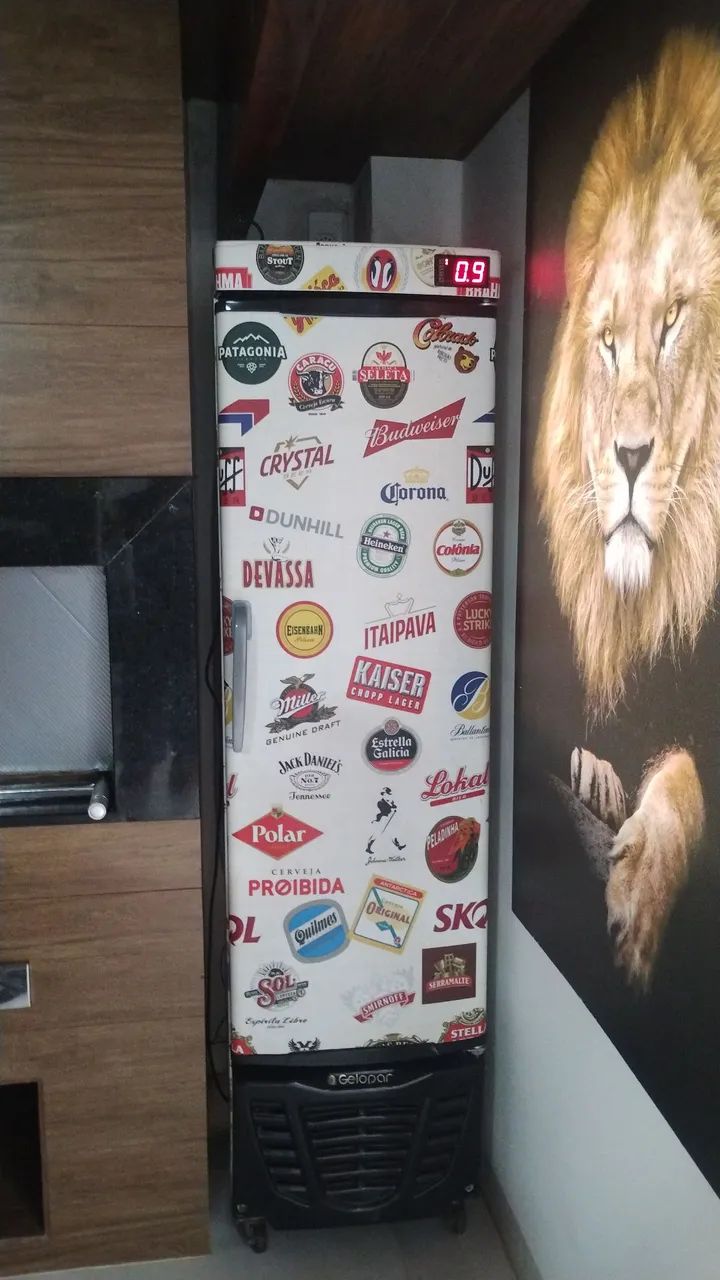Cervejeira vertical freezer Slim perfeito estado  - Foto 3