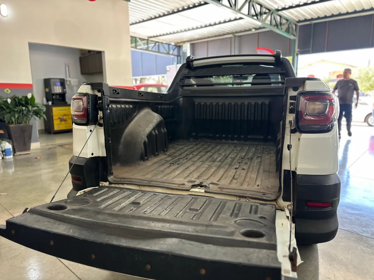 Fiat Strada Endurance 1.4 Flex 8V CS Plus 2023 - Foto 5