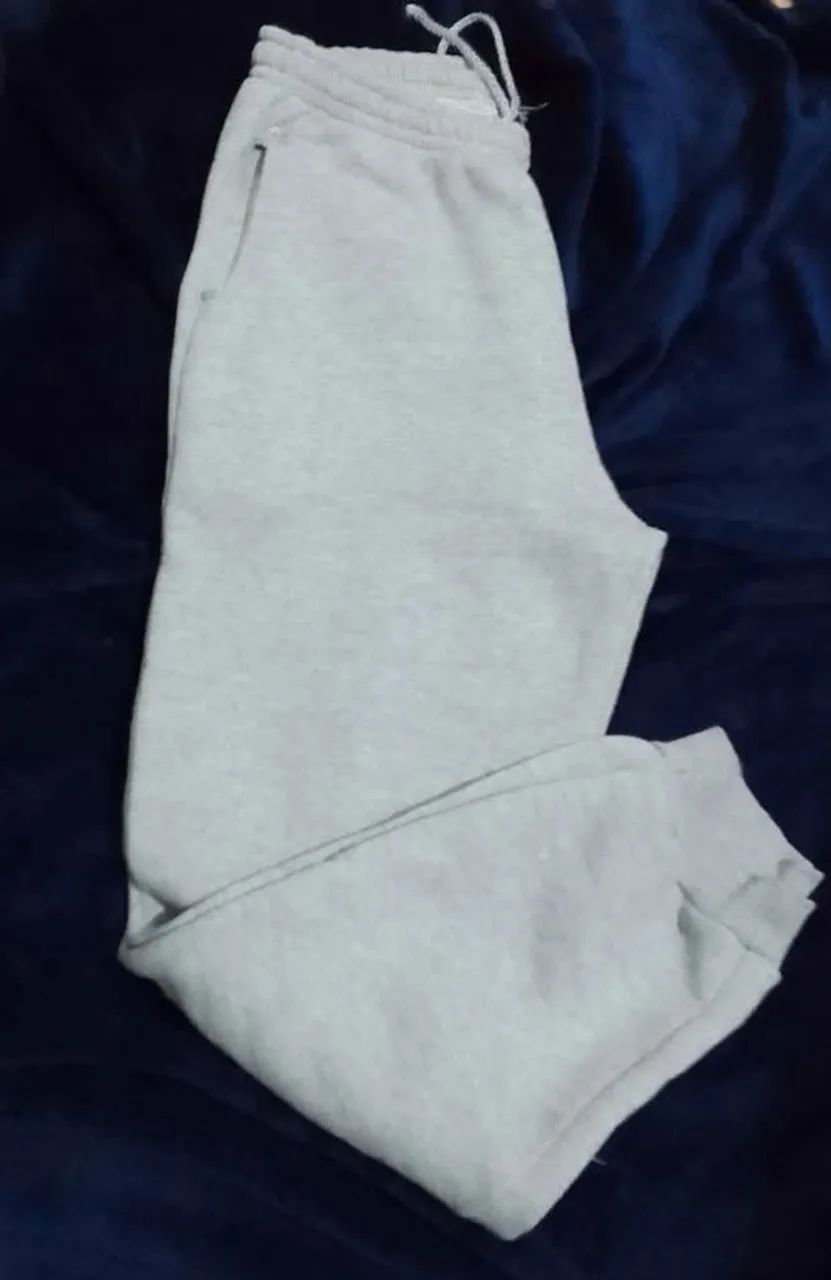 Calça de moleton Tam M - Foto 2