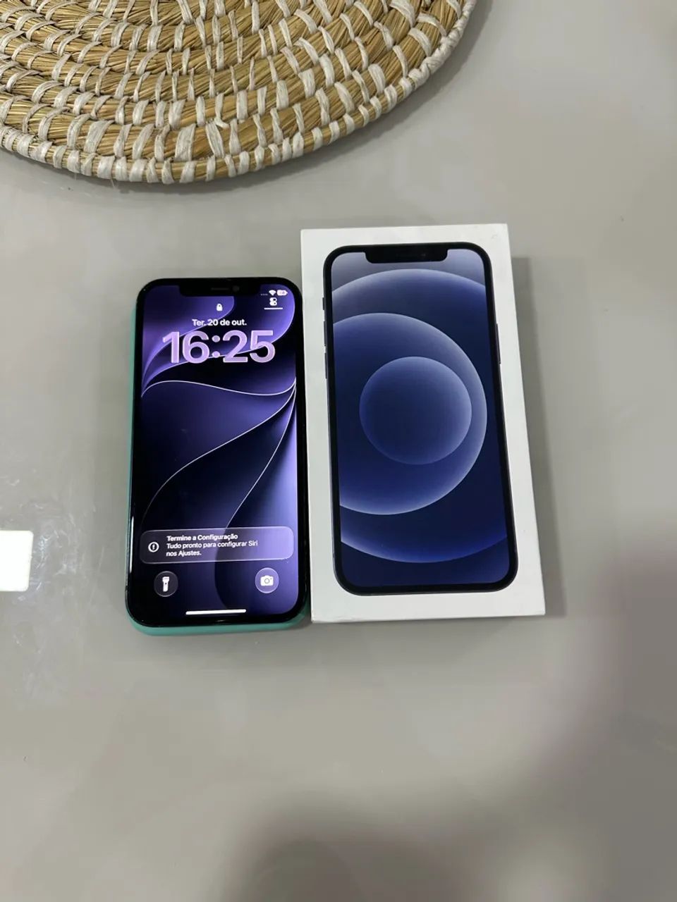 vendo iphone 12 preto com caixa - Foto 3