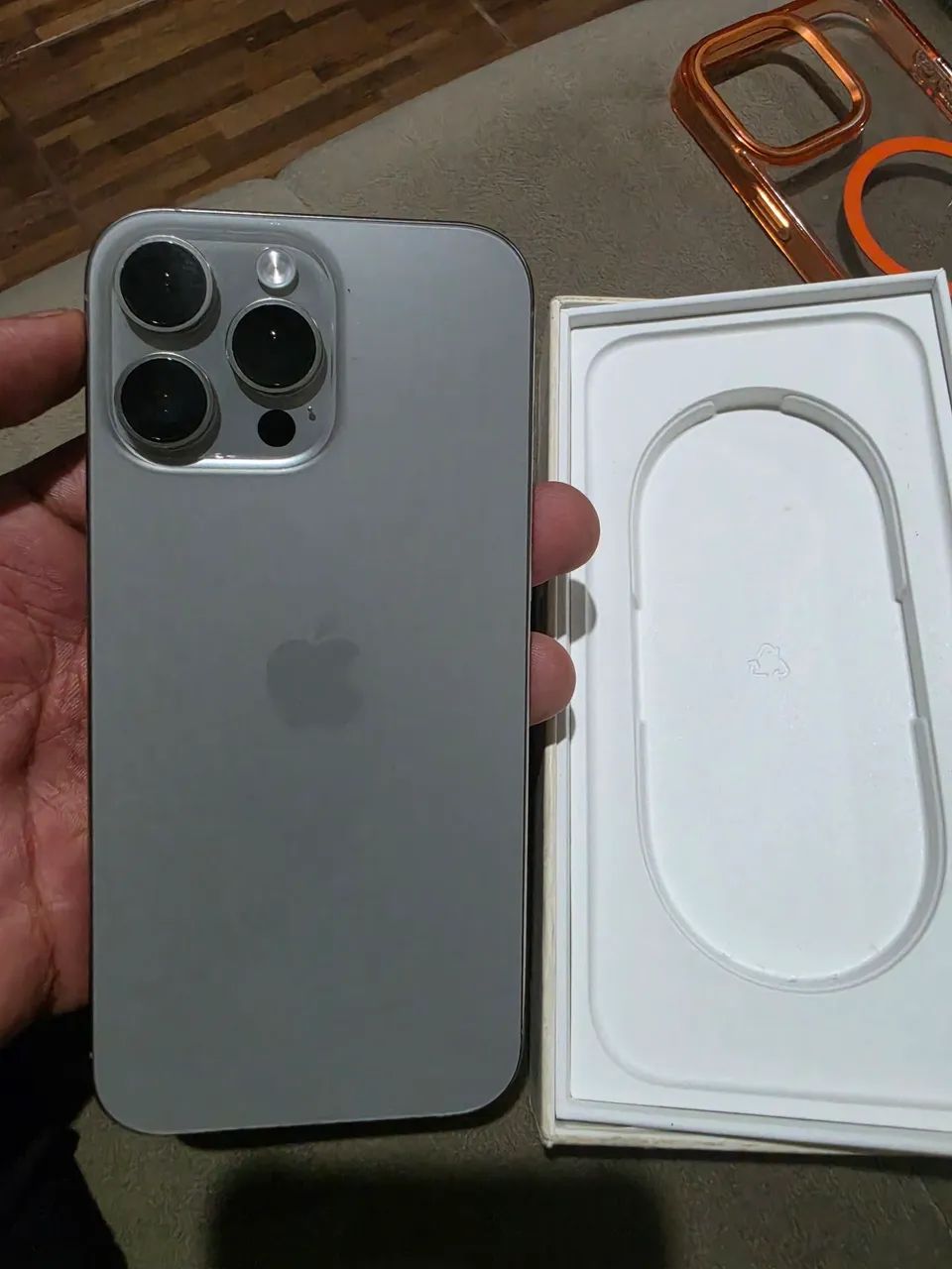 IPHONE 16PRO MAX - Foto 2