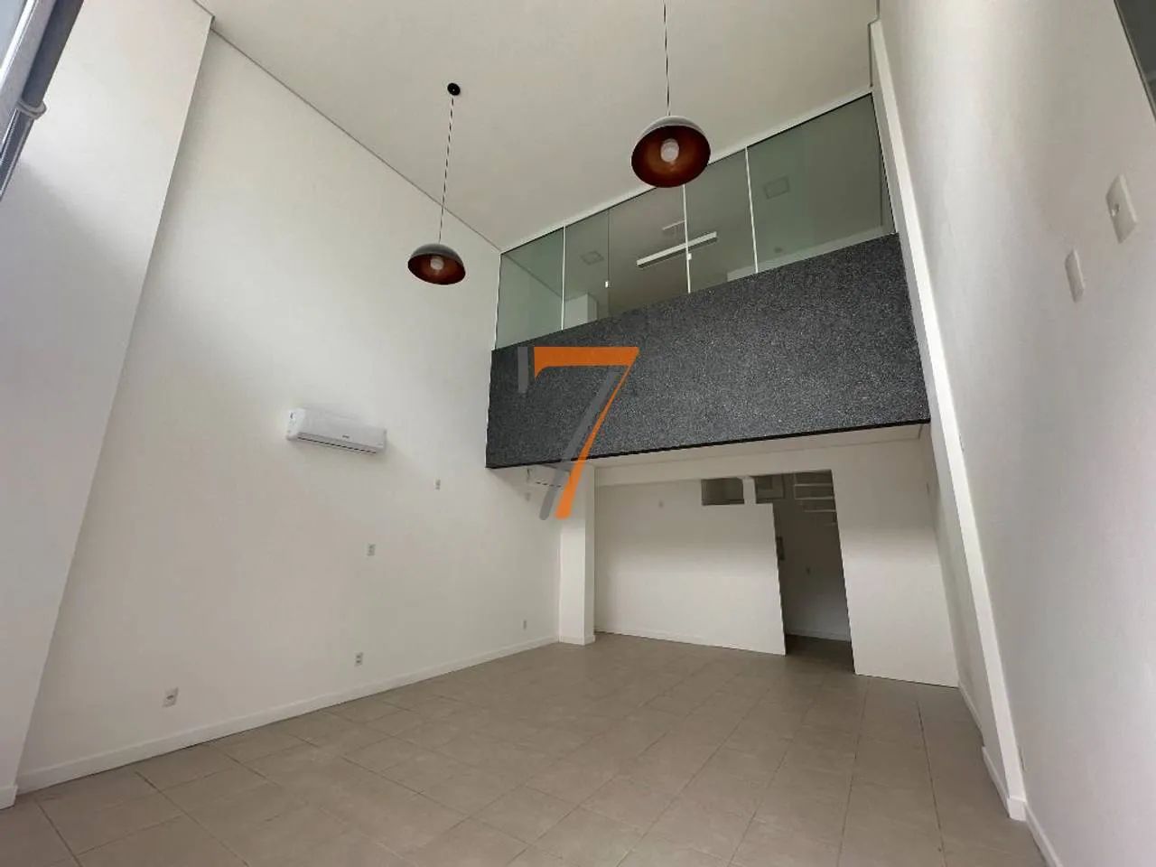Loja para alugar, 76 m² por R$ 5.076,00/mês - Canto - Florianópolis/SC - Foto 4