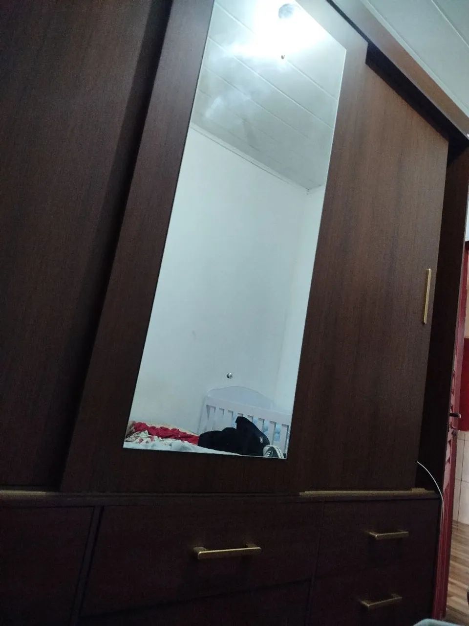 Guarda roupa novo