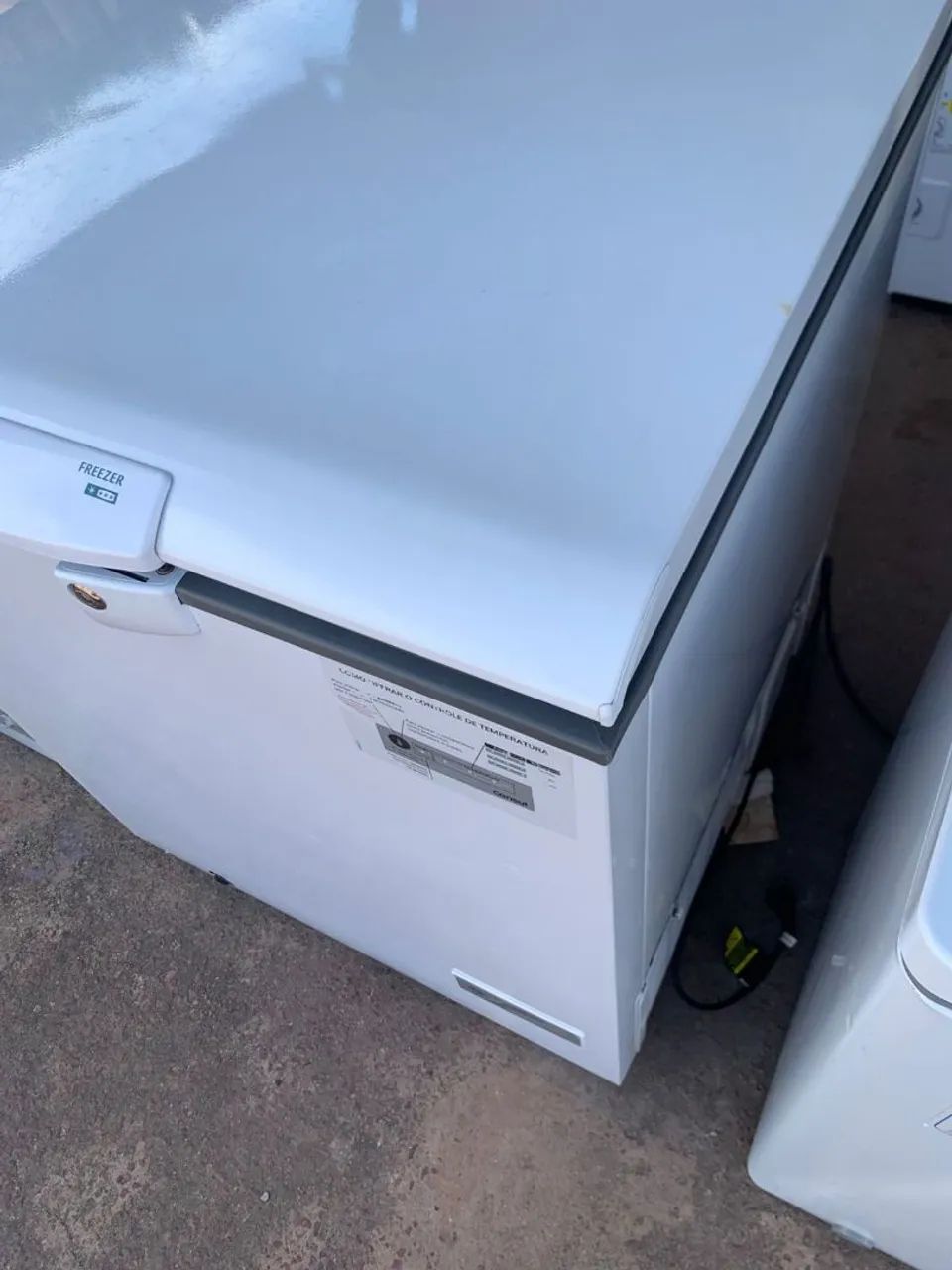 Vendo Esse Freezer - Foto 3