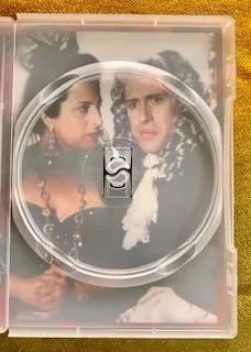 DVD Versátil A Carruagem de Ouro - Jean Renoir - Edição Especial - Foto 5