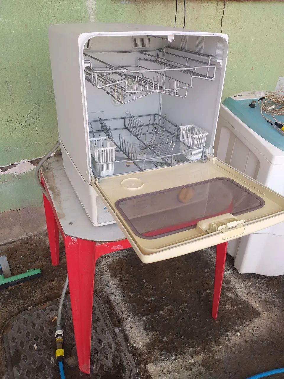 Lava louça Britânia funcionando perfeitame super ofertante 220v - Foto 4