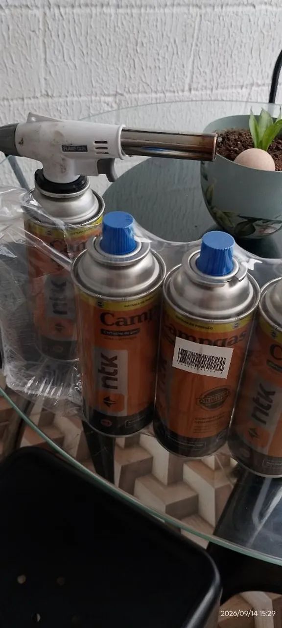 Maçarico com refil de gás 