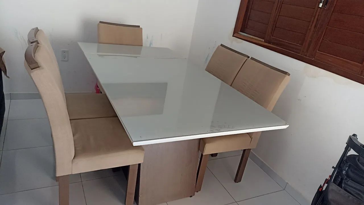 MESA COM 6 CADEIRAS - Foto 2