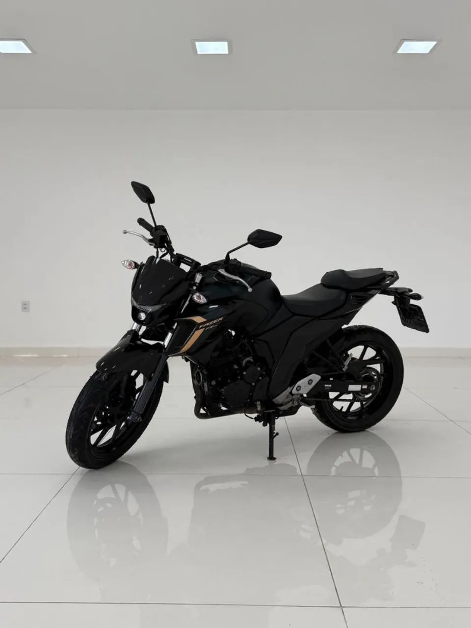 Yamaha fz25 ano 2024 apenas 8.000 km rodados  - Foto 4