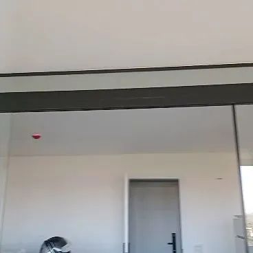 Fechamento de varanda com vidro de 8 mm - Foto 3