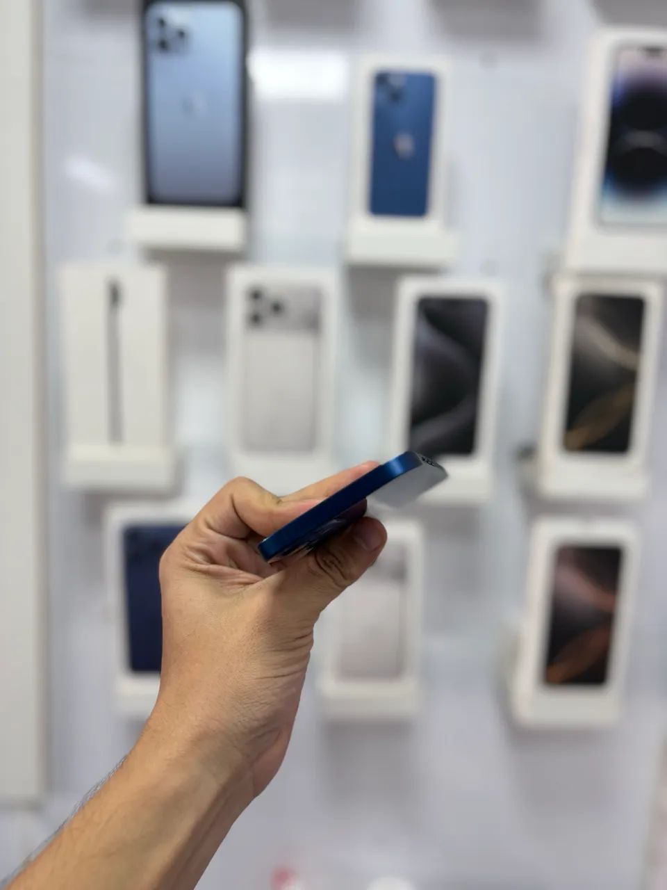 iPhone 12 - 64GB ( Azul ) TODO ORIGINAL !!  - Foto 3