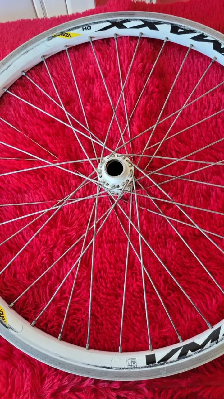 Roda de bicicleta aro 26 - Foto 3