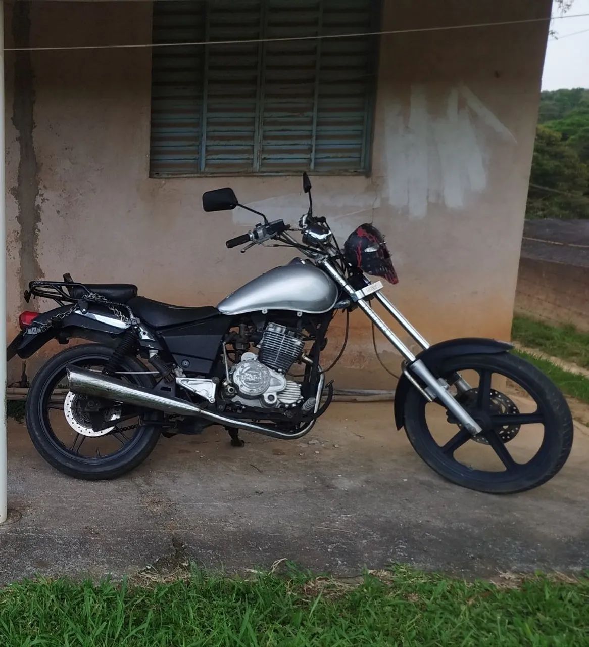 Dafra Kansas 150 custom