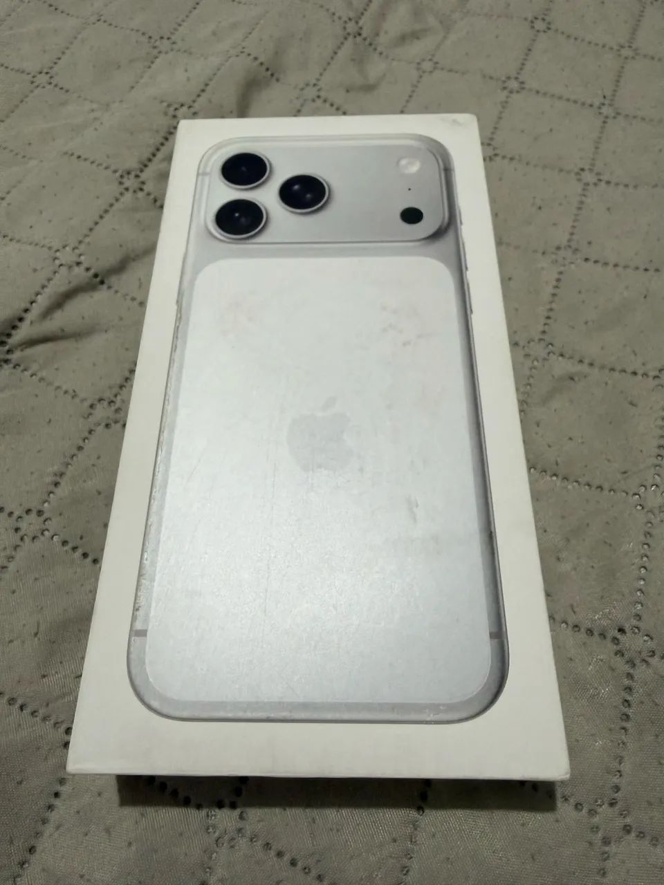 iPhone pro Max 256 gb Silver lacrado - Foto 2