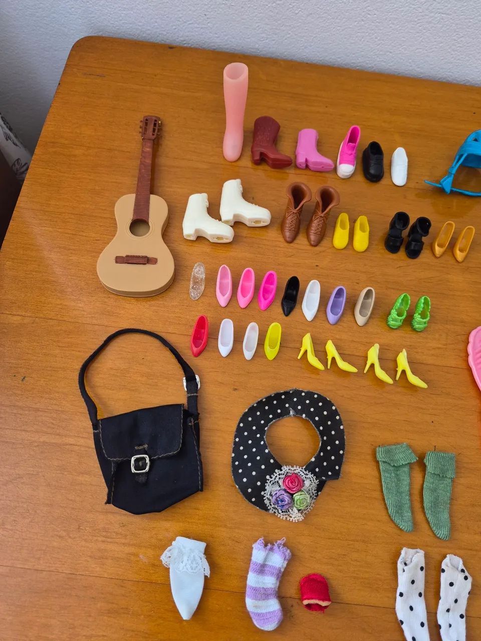 Barbie e Similares - Lote de itens e acessórios  - Foto 2