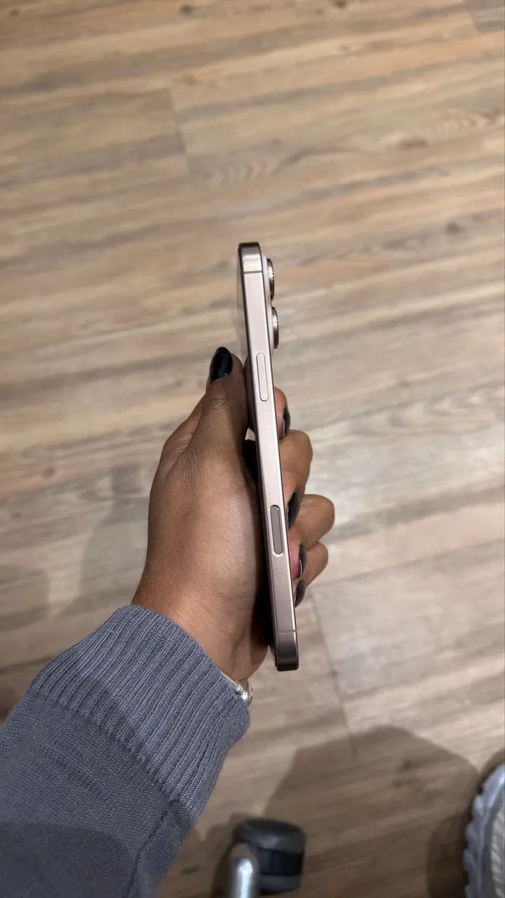 iPhone 16 pro max 256GB - Foto 2