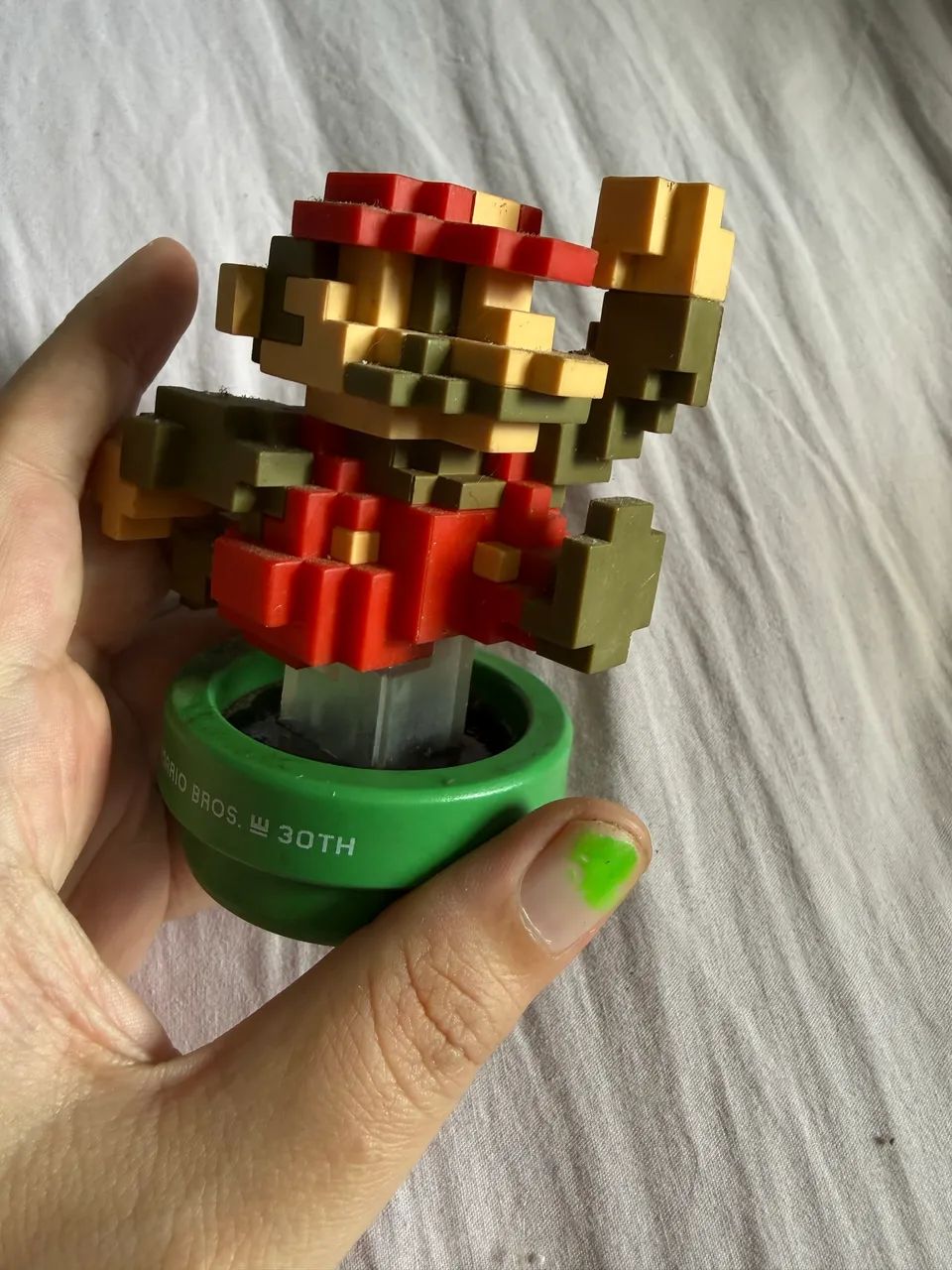 Mario 8 bit 30 years amiibo