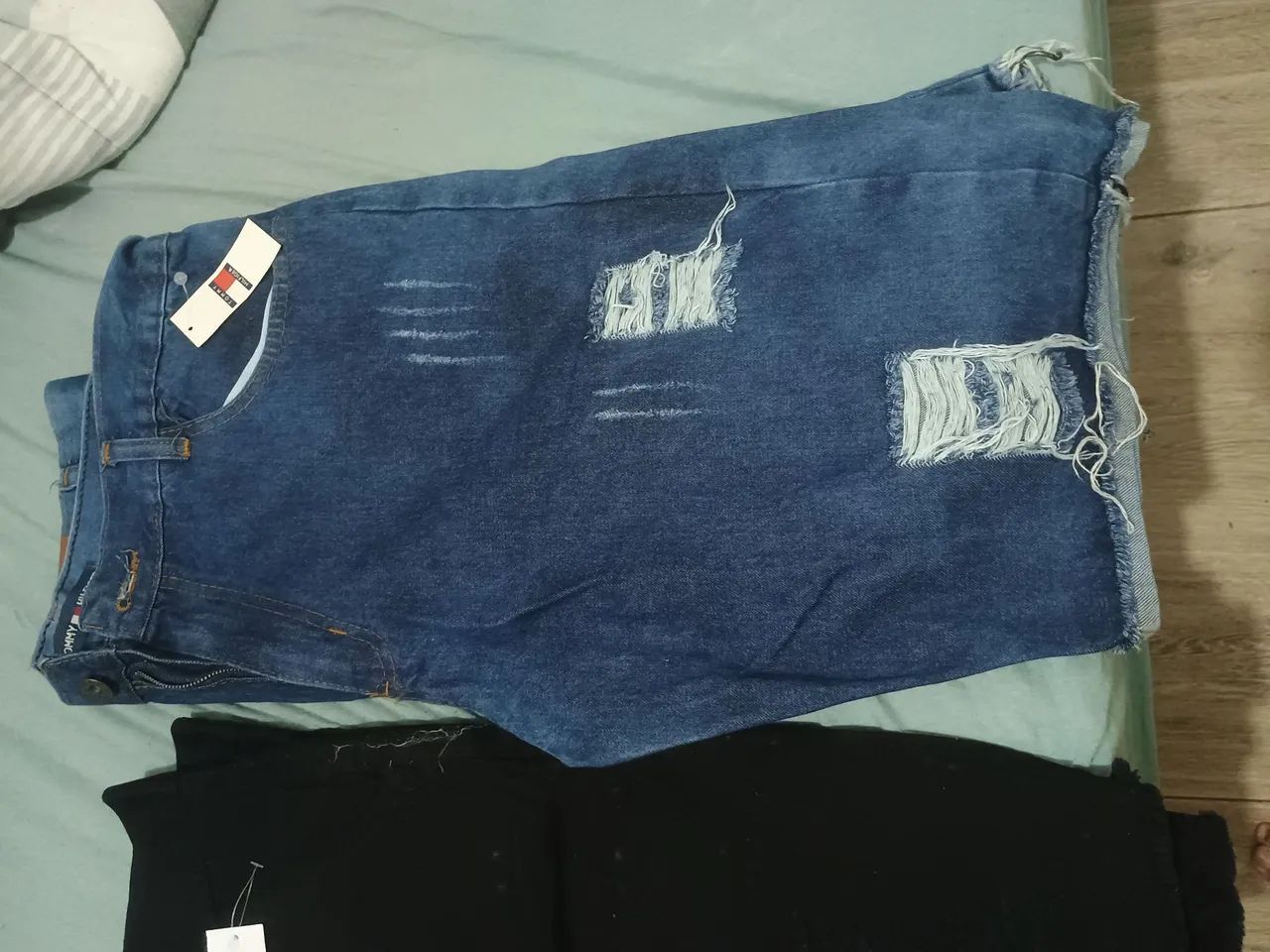 VENDO BERMUDAS NOVAS ! 