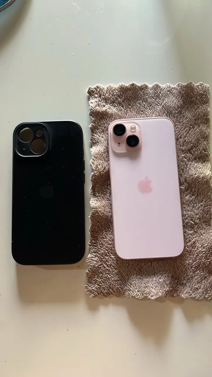 iPhone 15 rosa 