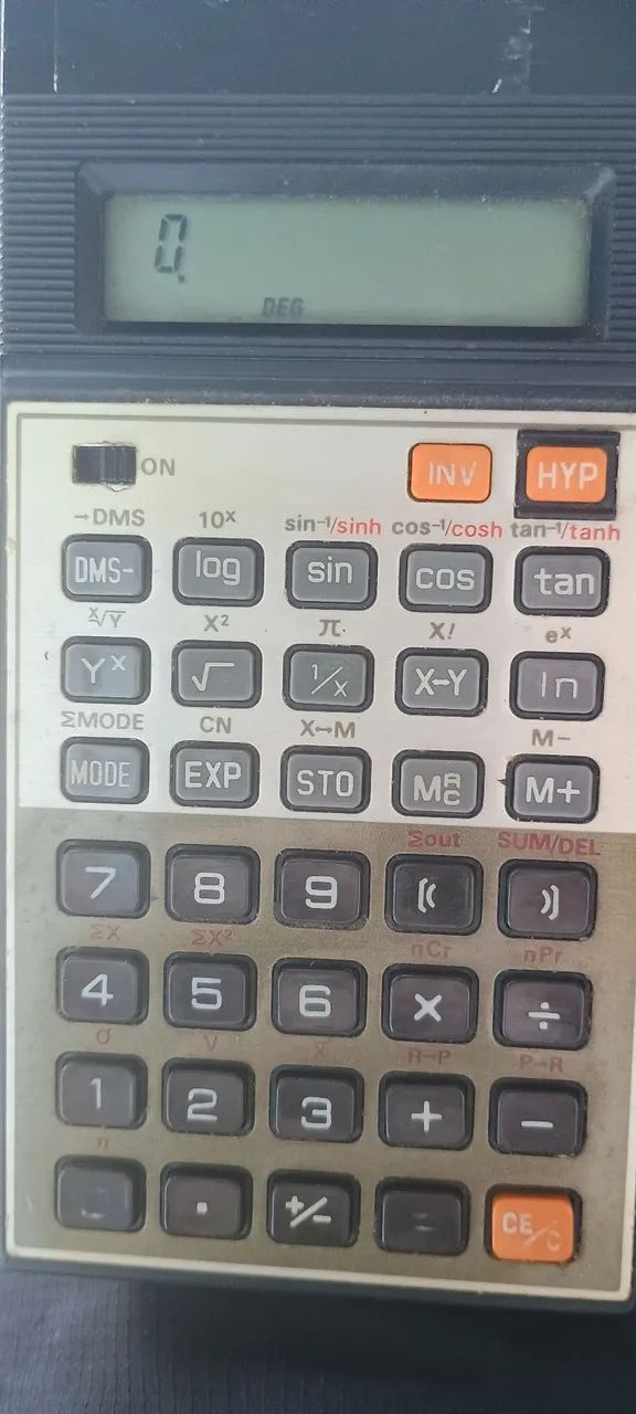 Calculadora científica vintage Dismac HF82LC - Colecionável - Foto 3