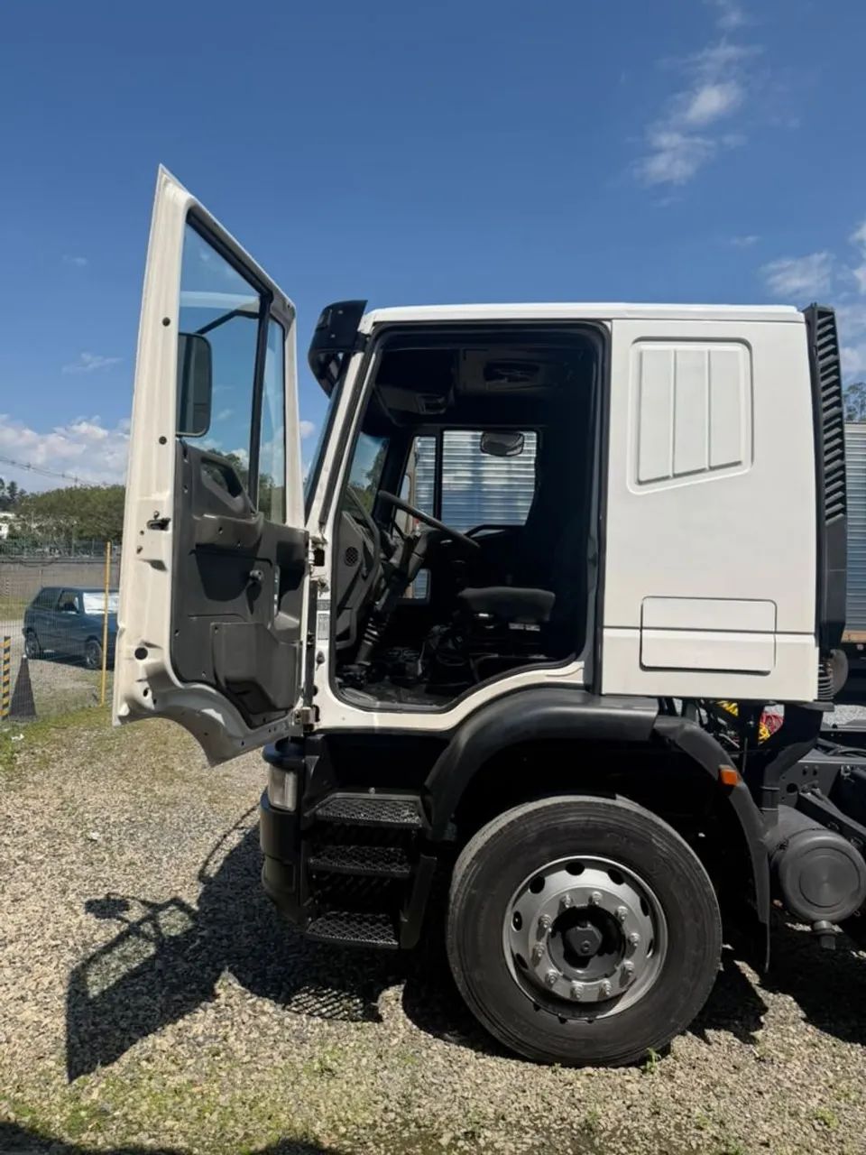 CAVALO IVECO ECCURSOR 320 - 4x2 - 2010 - Foto 4