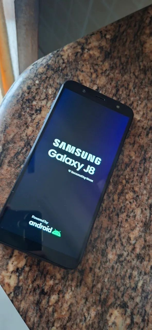 Samsung j8 64 gigas