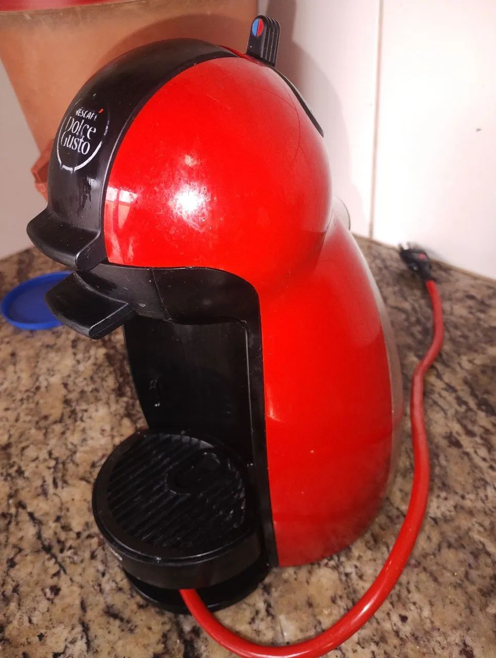 Cafeteira dolce Gusto COM DEFEITO  - Foto 4