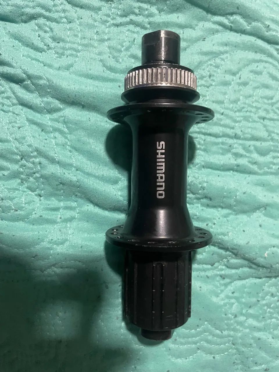 Cubo traseiro shimano m4100