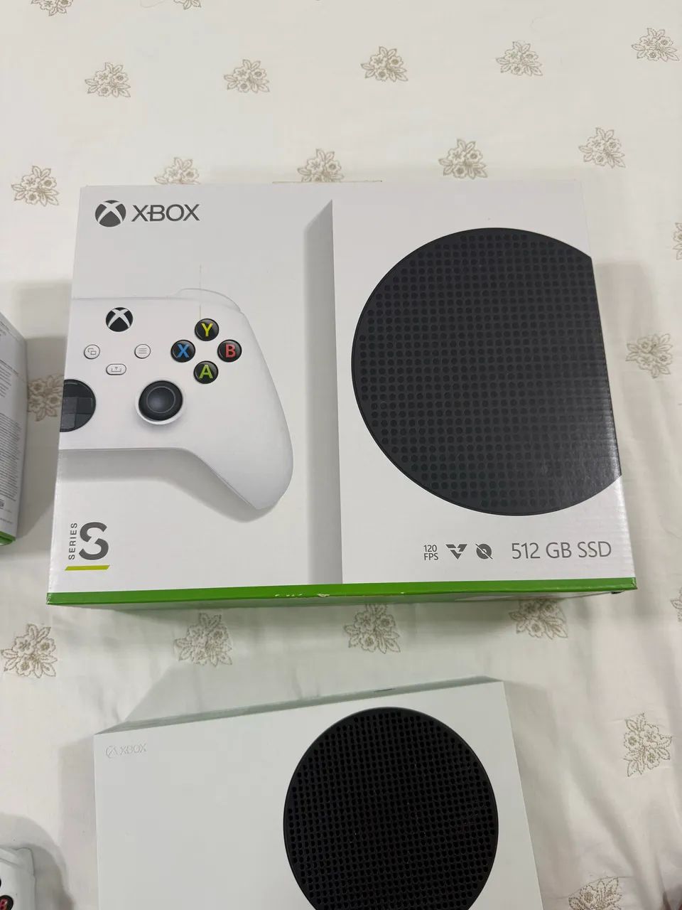 Xbox Series S com dois controles  - Foto 3