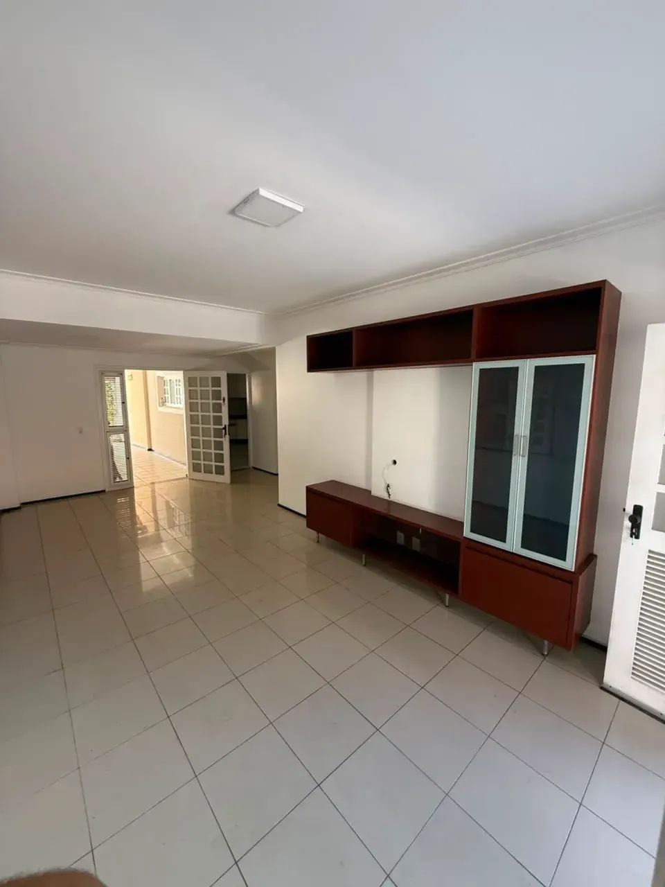 Casa em Condomínio com 220 m², 5 Quartos, 4 Suítes e 4 Vagas - Foto 4
