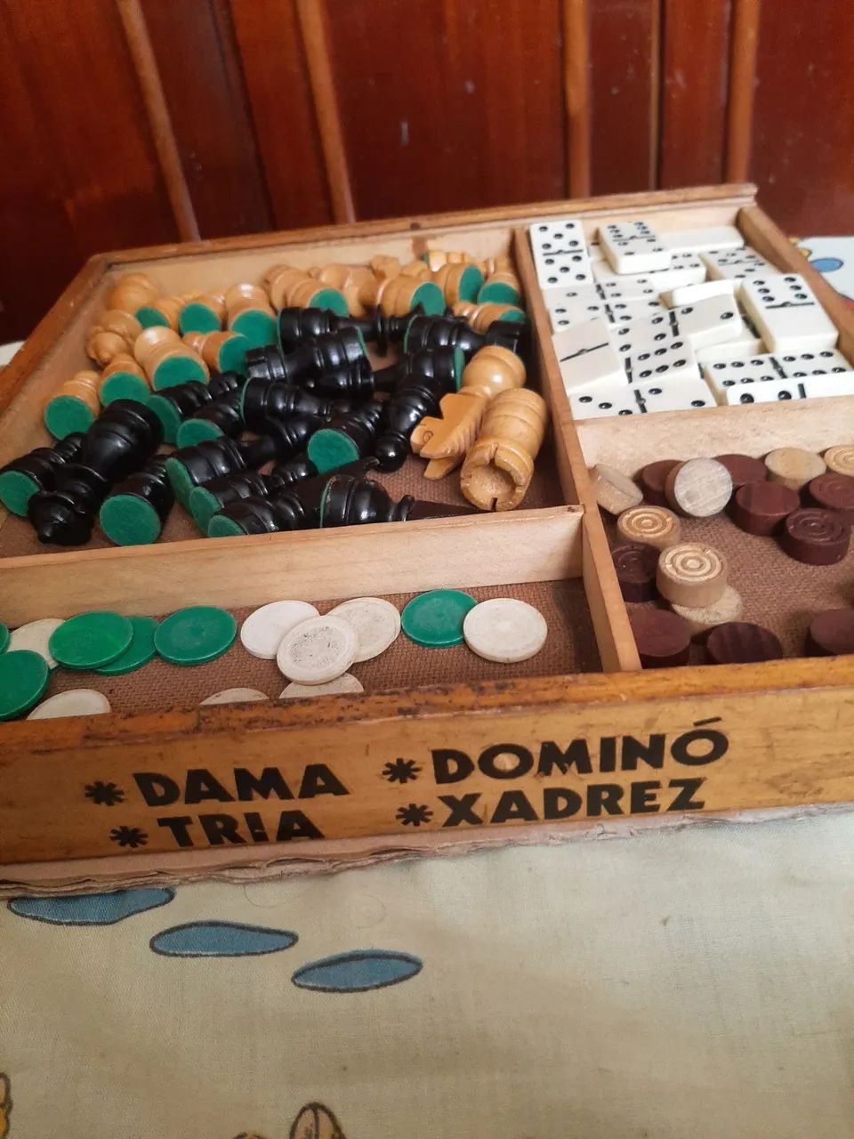 Tabuleiro de xadrez 4 em 1