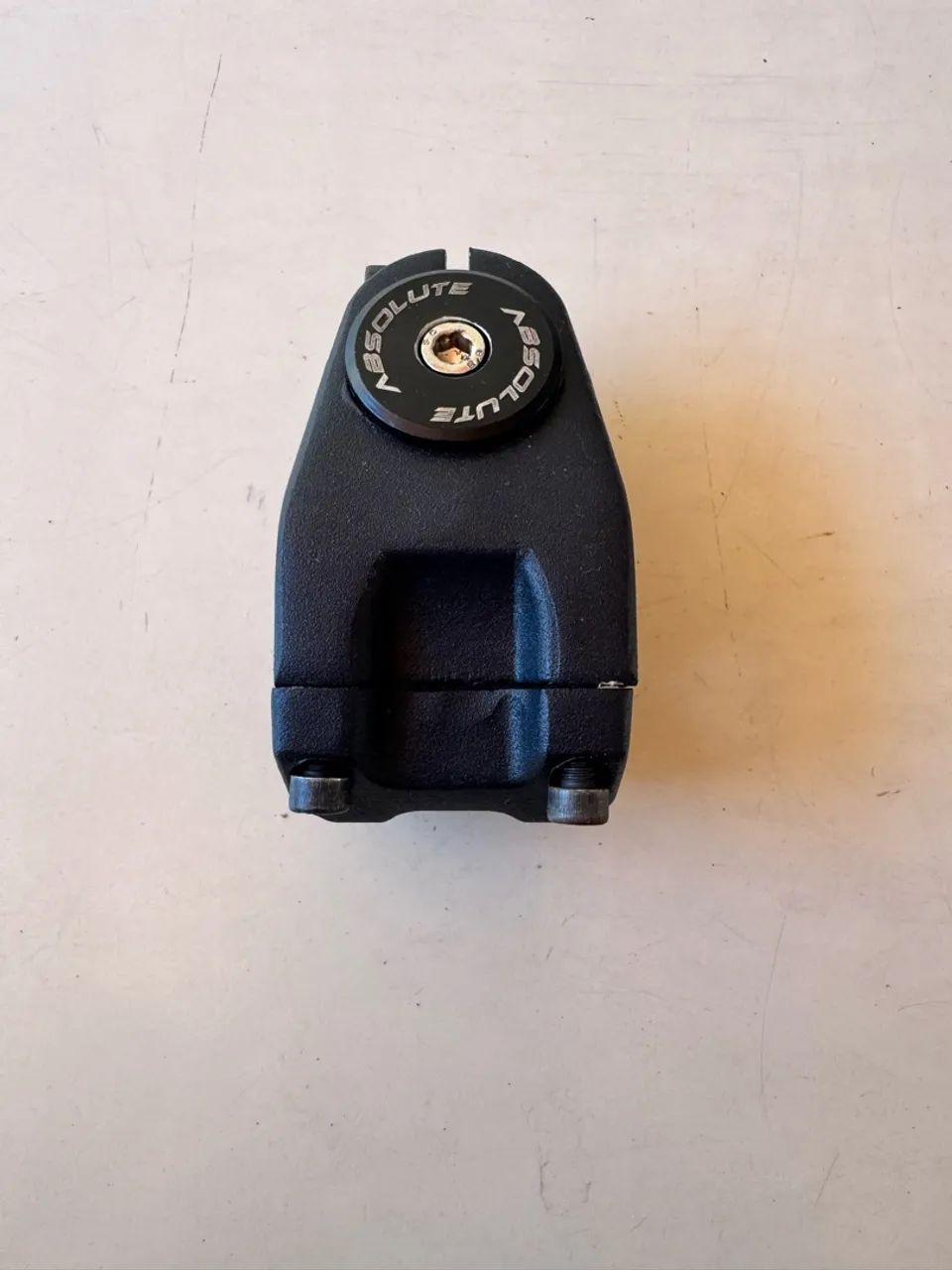 Mesinha Tracker Curta